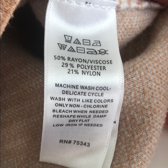 Tahari Plaid Knitwear Duo in Blue and Tan - Picture 5 of 5